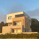 Apartment Leonardo Tribunj (Sibenik-Knin)
