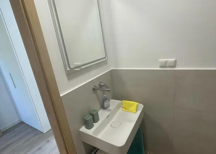 Leonardo Apartament *